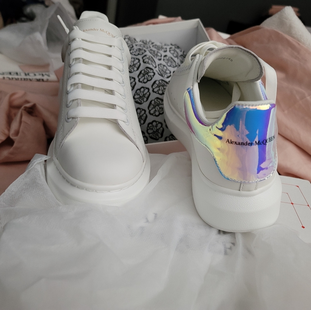 Alexander mcqueen inspired platform shoes. Come with box and bag